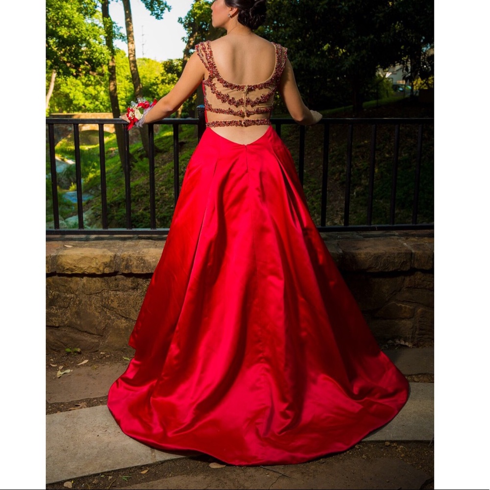 Sherri Hill Prom Dress